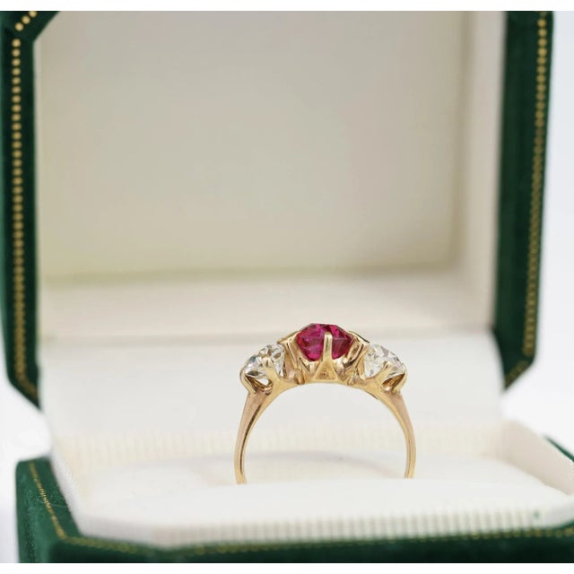 Antique Red Spinel and Old Mine Diamond 14k Yellow Gold Three-Stone Ring Size 5.5 For Sale - Image 10 of 10