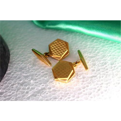Hexagon-Shaped Guilloche Gold Cufflinks, Set of 2 For Sale - Image 5 of 7