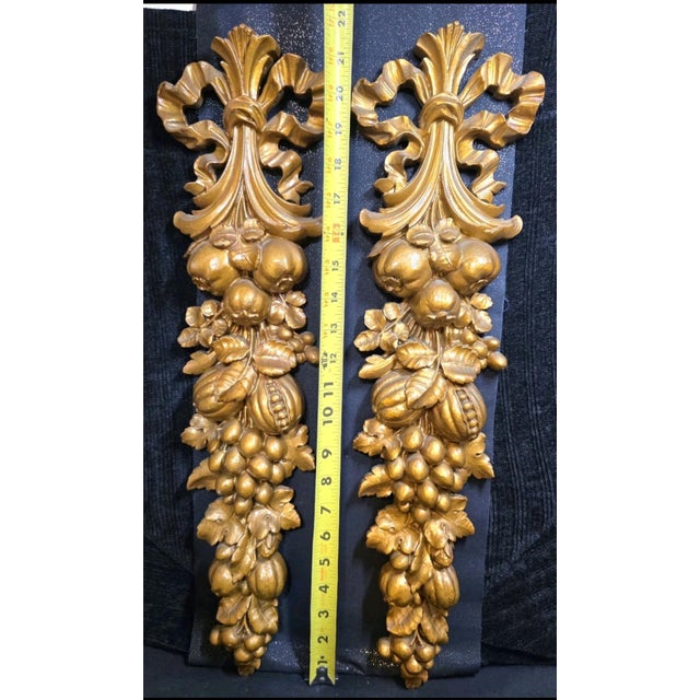Syroco Wood VNT MCM Syroco Wood Gold Gilt Panels Fruit & Bow Garland Wall Hanging Decor XL For Sale - Image 4 of 11