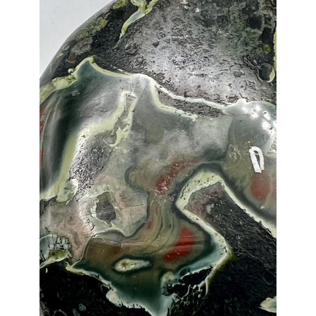 Black 1970s Vintage Frog Skin/Bloodstone Snuff Bottle For Sale - Image 8 of 12