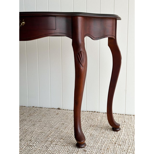 Vintage Mahogany Demi-Lune Serpentine Scalloped Entryway Table For Sale - Image 9 of 15