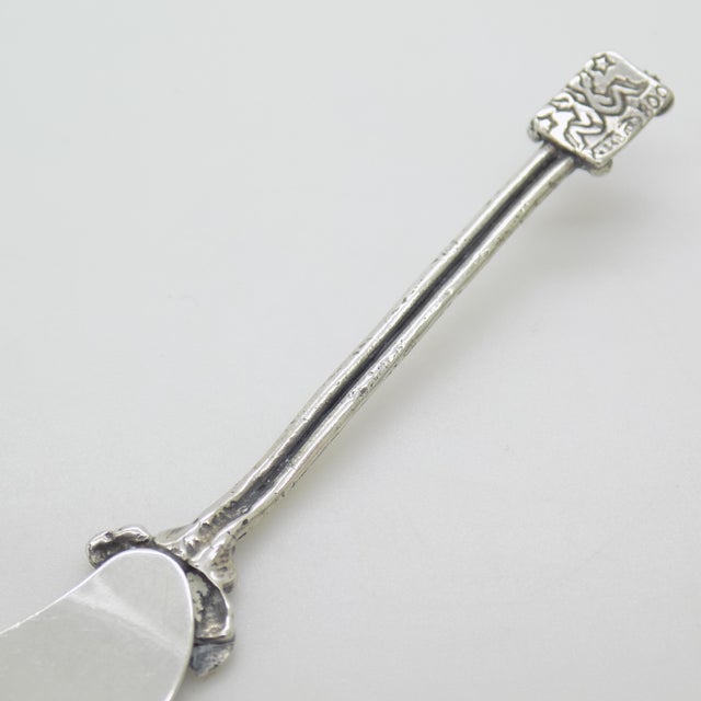 1980s Vintage Italian Handmade Genuine Silver Butter Knife With Flower Design For Sale - Image 5 of 8