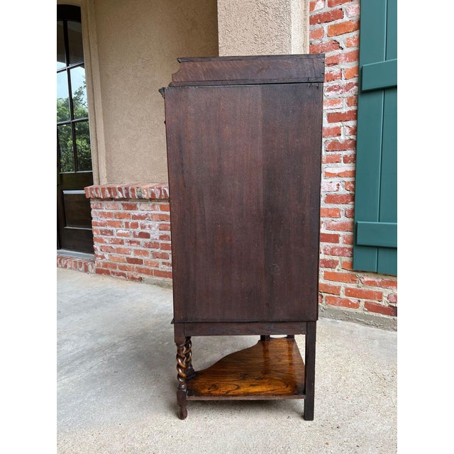 Antique English Tiger Oak Corner Cabinet Barley Twist Jacobean Arts & Crafts For Sale - Image 18 of 18