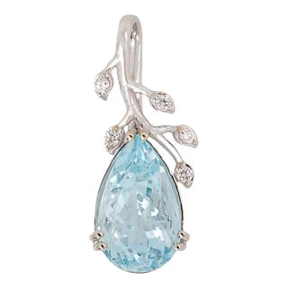 4.6ct Aquamarine Pendant With Natural Diamonds Accents: Solid 14k Gold, 15x10mm For Sale