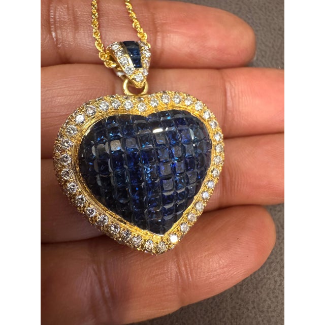 Gemstone Invisible Mystery Set Sapphire and Diamond Heart Pendant 18 Karat Yellow Gold For Sale - Image 7 of 18