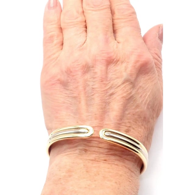 1980s Van Cleef & Arpels Yellow & White Gold Cuff Bangle Bracelet For Sale - Image 10 of 12