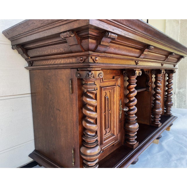 Antique Oak Buffet with Twisted Wooden Balusters, 1890-1910 For Sale - Image 3 of 18