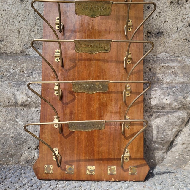 Art Deco Wall-Mounted Magazine Rack in Wood and Gilt Brass, Germany, 1930s For Sale - Image 18 of 18