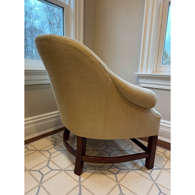 2010s Bunny Williams T42 Tufted Lounge Chair in Tan Beige Linen For Sale - Image 5 of 13