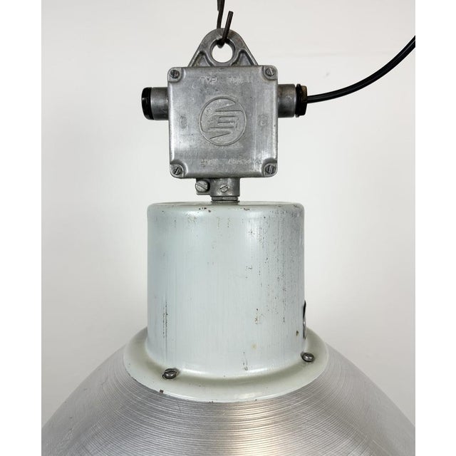 Industrial Large Industrial Aluminium Pendant Light from Elektrosvit, 1960s For Sale - Image 3 of 18