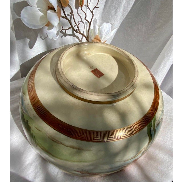 Large Antique Japanese Satsuma Scenic Bowl With Scalloped Rim – Autumn Landscape, Figures & Waterwheel For Sale - Image 14 of 18
