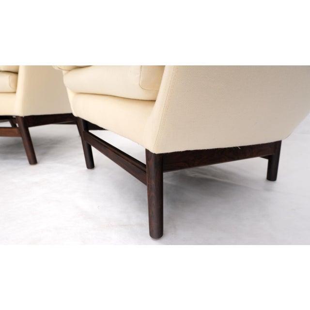 Solid Rosewood Dowel Shape Legs New Soft Wool Upholstery Danish Lounge Chairs For Sale - Image 16 of 17