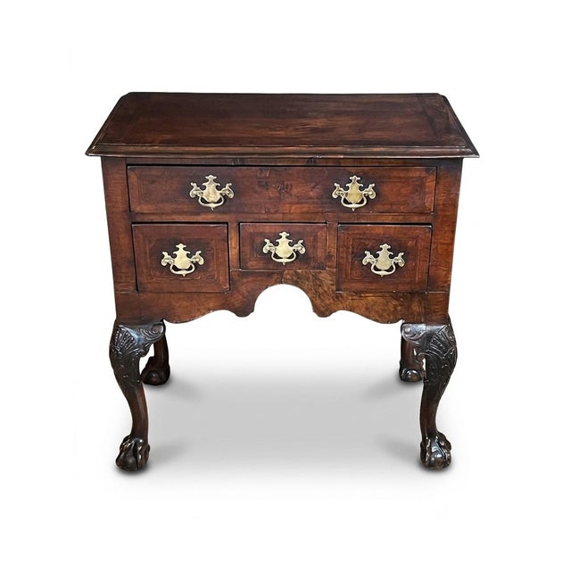 Classic Pair of Chippendale Style Walnut-Veneered Bedside Cabinets/Side Tables For Sale In San Francisco - Image 6 of 12