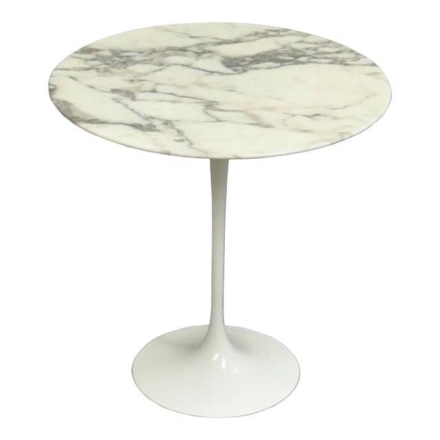 Eero Saarinen for Knoll Marble Tulip Side Table, 20 Inches For Sale