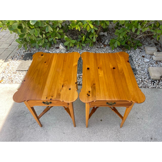 Contemporary Vintage Sculptural Pine One Drawer Side Tables for Robb and Stucky Interiors, Pair For Sale - Image 3 of 12