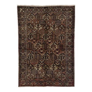 Antique Persian Bakhtiari Rug - 06'02 X 09'10 For Sale