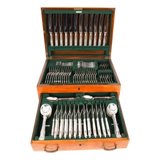 Vintage English Silver-Plated Canteen for 12 attributed to Cooper Bros, 20th Century, Set of 109 For Sale