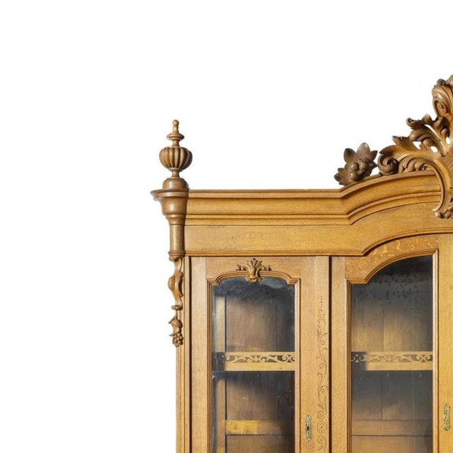 Furniture - Huge sideboard - Henry II - 19th century (285 cm). Portuguese, 19th century, in carved and turned oak wood....