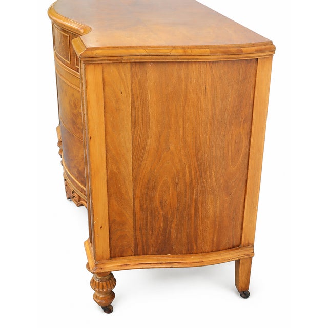 WELCOME AND THANK YOU FOR TAKING THE TIME TO LOOK!! Absolutely gorgeous, Stunning, Elegant beautifully detailed antique...