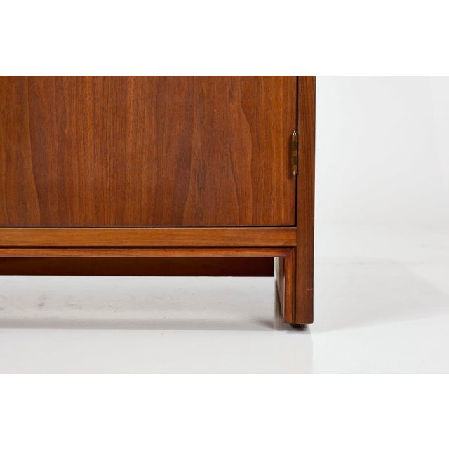 1950s Keyhole Credenza by Brown Saltman Likely Designed by Paul Laszlo For Sale - Image 17 of 18