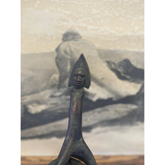 1970s Vintage African Wooden Decor Stand With Three Carved Spearpoint Heads For Sale In Seattle - Image 6 of 7