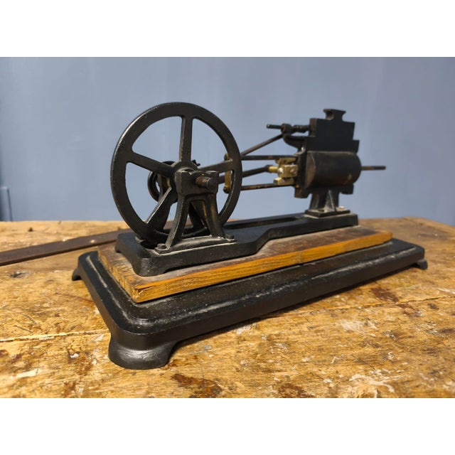 Demonstration Device of Steam Engine in Cast Iron, Early 20th Century For Sale - Image 11 of 15