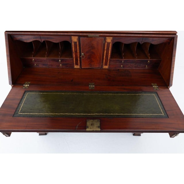 Brown Georgian Display Bookcase in Mahogany, 1800s For Sale - Image 8 of 11