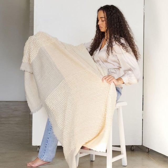 Textile Butterscotch Handloom Hand Knotted Textured Plush Merino Throw For Sale - Image 7 of 17