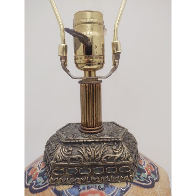 Blue 1990s Wildwood Chinoiserie Handpainted Hextagional Lotus Arts Lamp- A Pair For Sale - Image 8 of 14