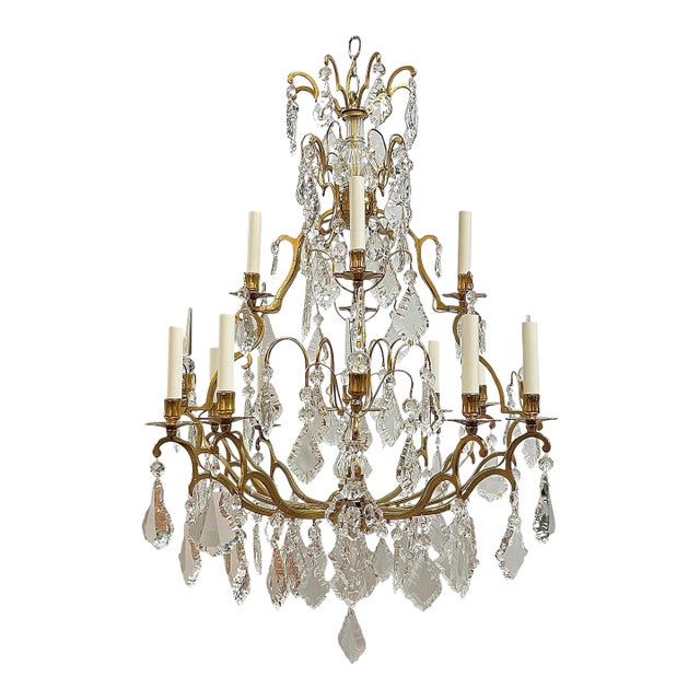 1920s 12-Light Gilt Bronze and Crystal Chandelier in French Louis XV Style For Sale