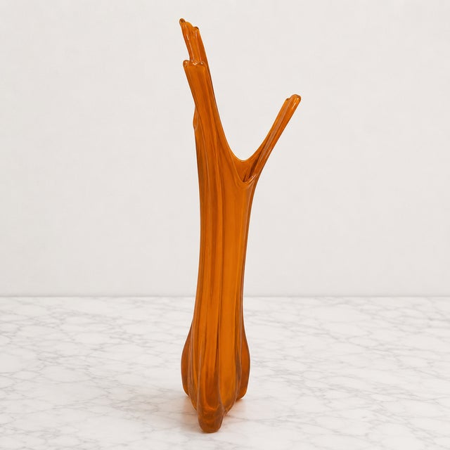 Mid 20th Century Viking Glass Three Foil Persimmon Swung Vase – Tall Mid-Century Modern Amber Orange Art Glass For Sale - Image 5 of 9