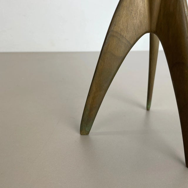 1970s Brutalist German Sculptural Tripod Candleholder in Brass, 1970s For Sale - Image 5 of 16