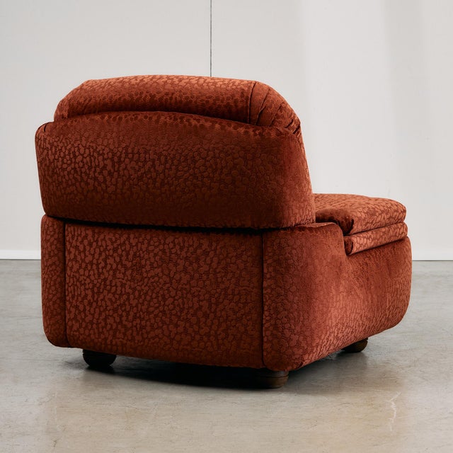 Lounge Chair in Velvet For Sale - Image 5 of 18