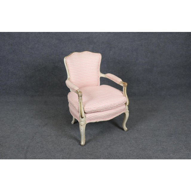 Please NOTE: the upholstery color in the main Photo is wrong. The true color is shown in the following photos in the...