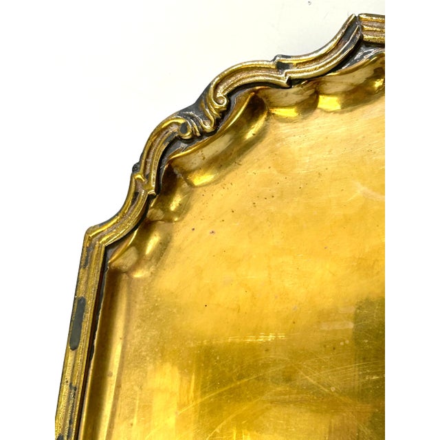 1960s Vintage Square Brass Tray With Scalloped Corners – Hollywood Regency Brass Tray For Sale - Image 5 of 12