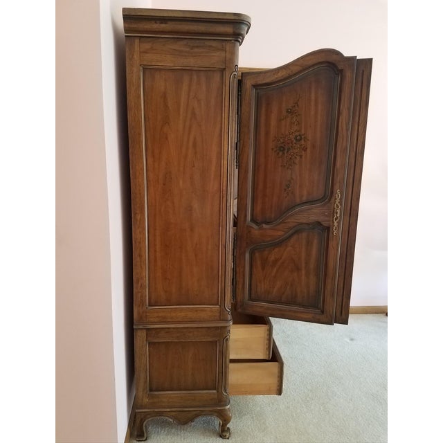 French Provincial Vintage Drexel Heritage Brittany Collection Louis XV French Provincial Armoire Carved Wood Wardrobe For Sale - Image 3 of 12