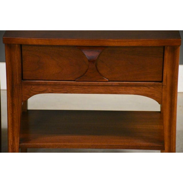 1960s Refinished Walnut and Rosewood King Nightstands by Kent Coffey Perspecta - A Pair For Sale In Boston - Image 6 of 10