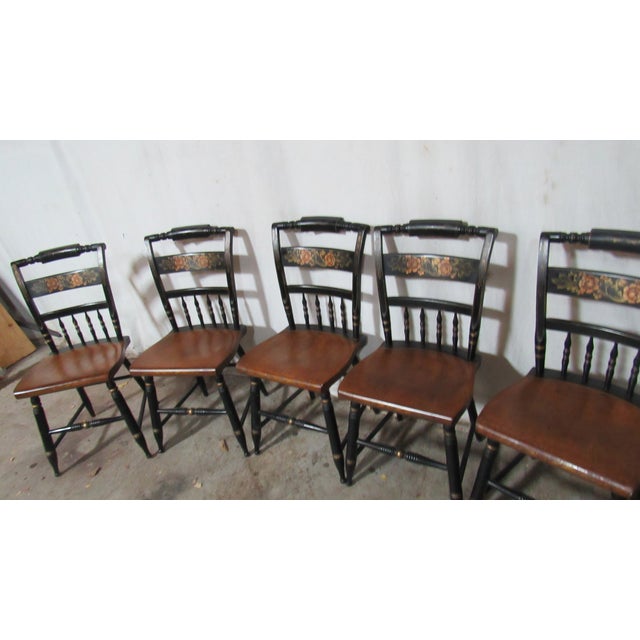 Wood 1980s Set Hitchcock Floral Chairs Dining Kitchen Farmhouse For Sale - Image 7 of 13