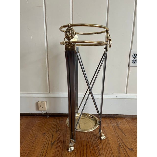 1970s Regency Style Classic Form Umbrella Stand With Lion's Head For Sale - Image 4 of 6