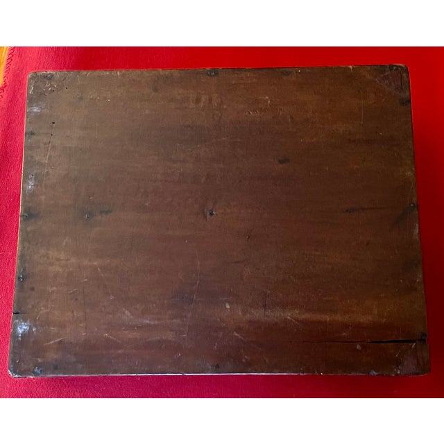 Antique 18th Century English George III Mahogany Wine Bottle Caddy 1790 - 1800 For Sale - Image 16 of 16