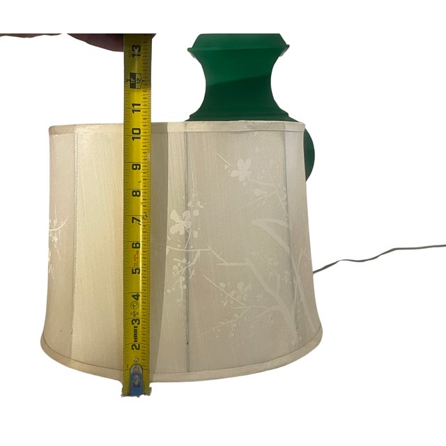 Vintage Chinoiserie Emerald Green Lacquer Metal Tea Caddy Table Lamp With Chiffon Shade For Sale In Atlanta - Image 6 of 9