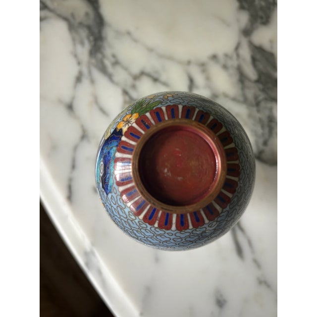 Vintage Petite Chinoiserie Chinese Cloisonné Gourd Vase For Sale - Image 14 of 14