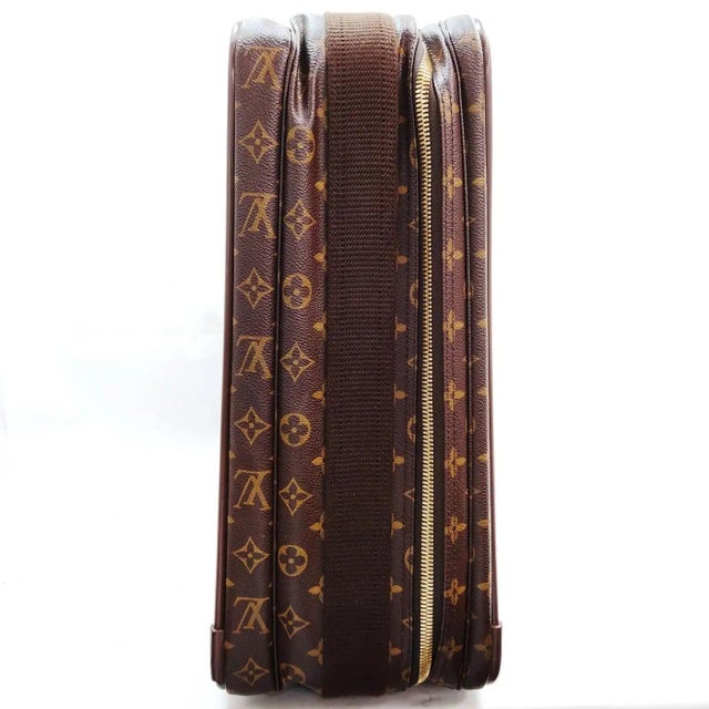 Contemporary A 2002 Satellite 60 Brown Monogram Canvas Suitcase by Louis Vuitton For Sale - Image 3 of 18