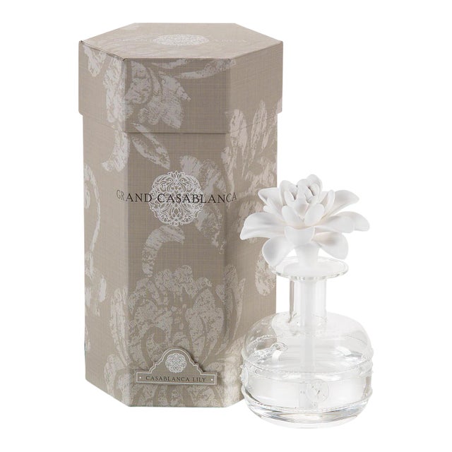 Grand Casablanca Porcelain Diffuser, Casablanca Lily For Sale