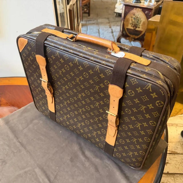 A 2002 Satellite 60 Brown Monogram Canvas Suitcase by Louis Vuitton For Sale - Image 11 of 18