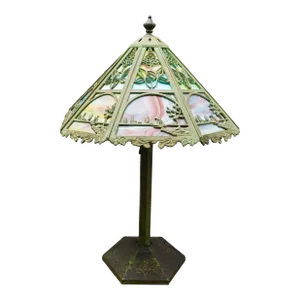 Bradley & Hubbard Vintage Arts and Crafts Leaded Slag Glass Table Lamp