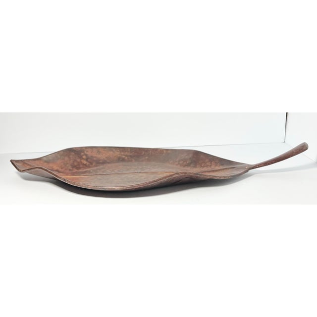 Contemporary Large Aged Copper-Style Hammered Metal Fall Leaf Shaped Decor Serving Tray For Sale - Image 3 of 6