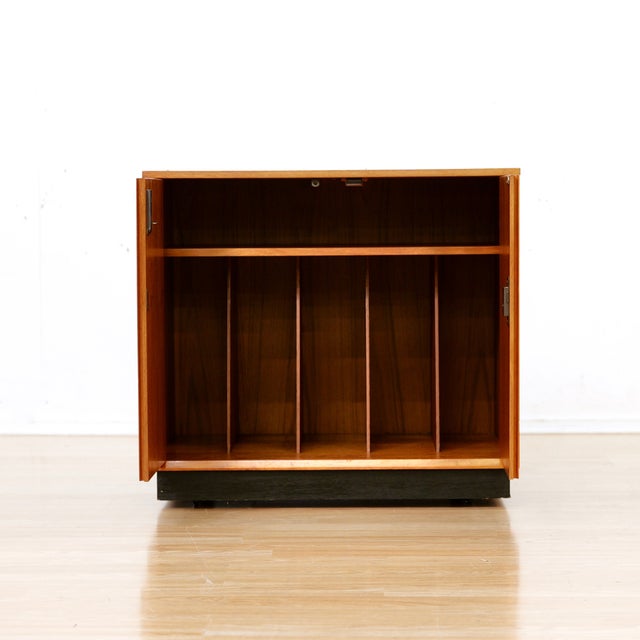 Mid-Century Modern 1960s Mid Century Teak Vinyl Record Storage by Dynatron For Sale - Image 3 of 11