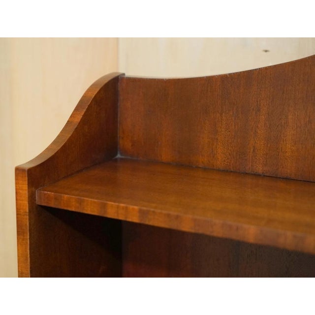 1950s Flamed Hardwood Dwarf Waterfall Open Bookcases, 1950, Set of 2 For Sale - Image 5 of 18