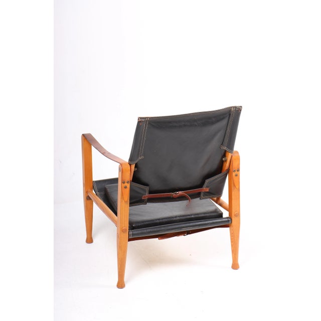 Rud Rasmussen Midcentury Danish Lounge Chair in Patianted Leather by Kaare Klint for Rud. Rasmussen For Sale - Image 4 of 7